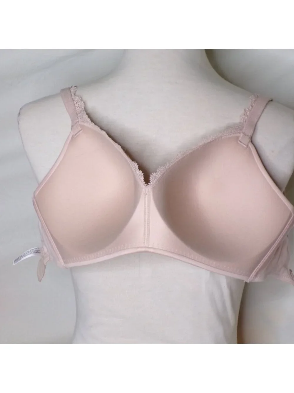 🆕 WACOAL Softly Styled Wireless Bra Rose Dust (Beige) 36DDD #856301 - Picture 10 of 10